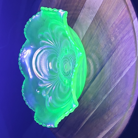 Lenox Other - Lenox Imperial Green Carnival Glass